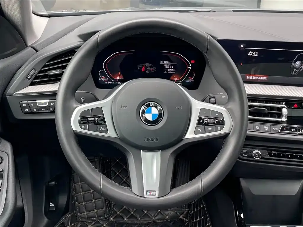 BMW 2 Series (Import) 2024 из CN, фото 9