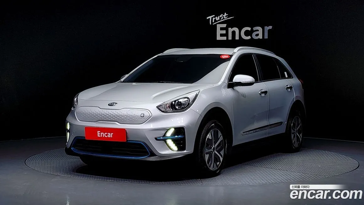 Kia Niro — фото 1