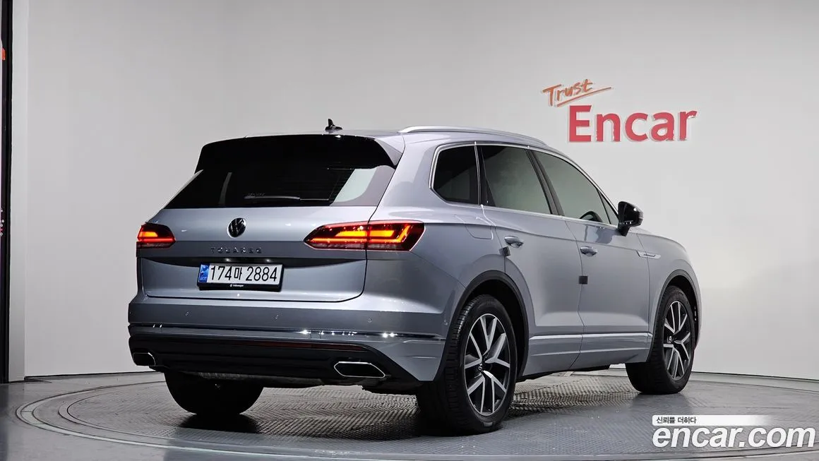 Volkswagen Touareg 2021 из KR, фото 2