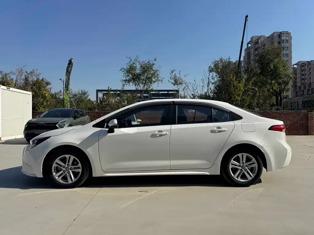 Toyota Levin 2021 из CN, фото 2