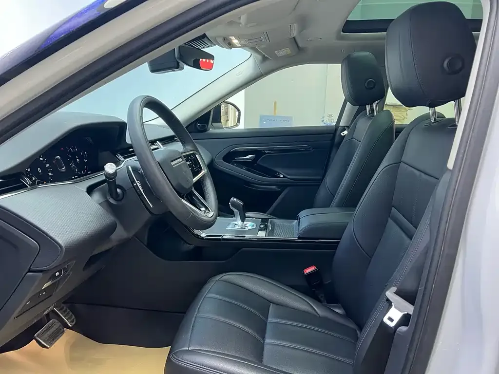 Land Rover Evoque 2023 из CN, фото 3
