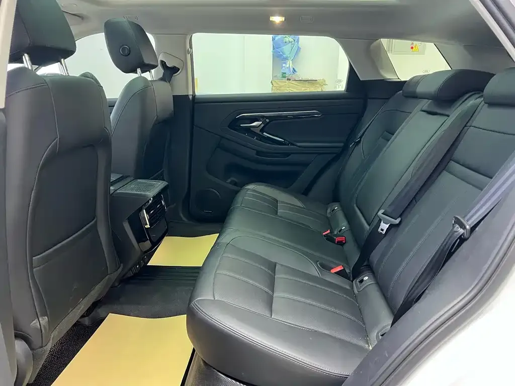Land Rover Evoque 2023 из CN, фото 9