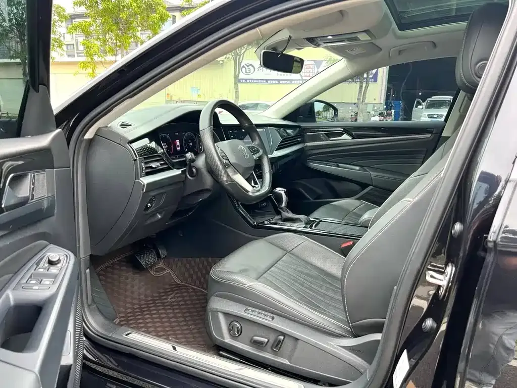 Volkswagen Passat — фото 8
