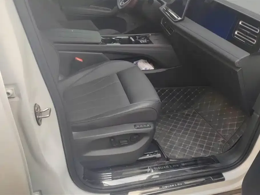 Volkswagen Tiguan L 2024 из CN, фото 8