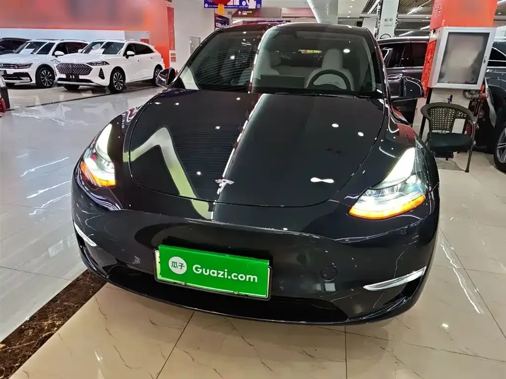 Tesla Model Y 2024 из CN, фото 3
