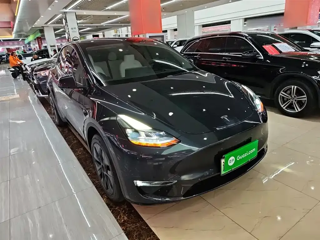 Tesla Model Y 2024 из CN, фото 4