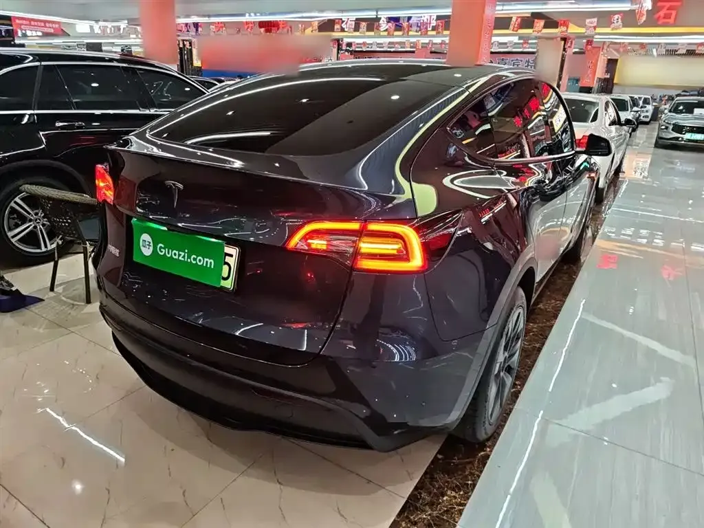 Tesla Model Y 2024 из CN, фото 7