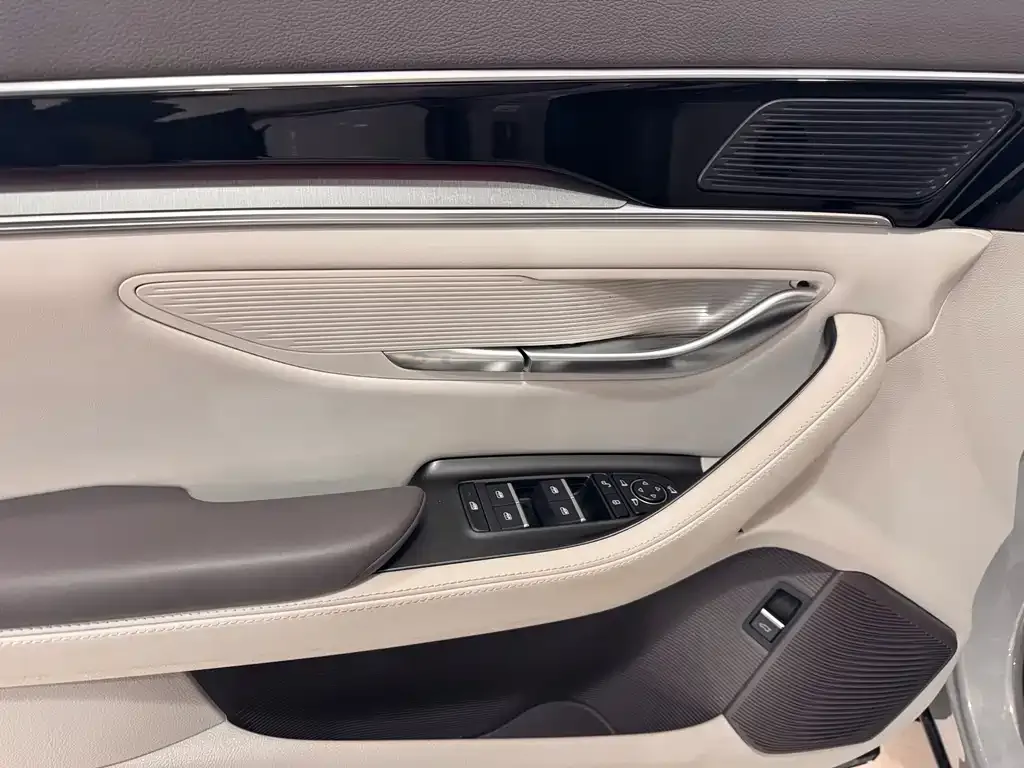 BYD PLUS New Energy 2025 из CN, фото 8