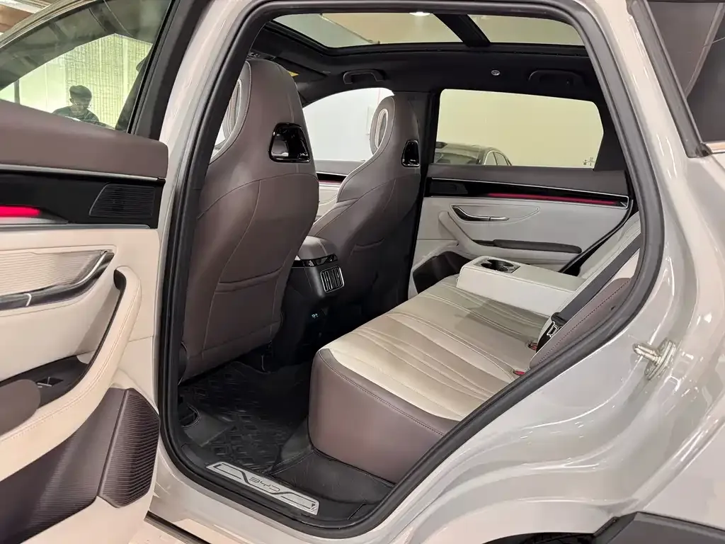 BYD PLUS New Energy 2025 из CN, фото 9