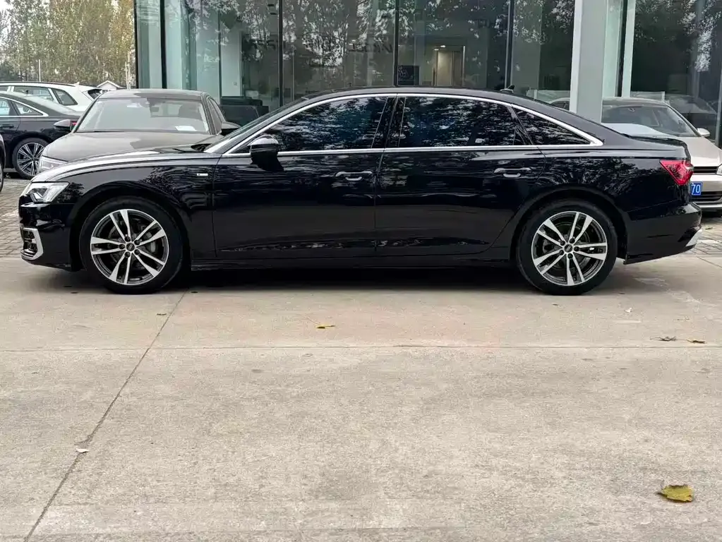 Audi A6L — фото 3