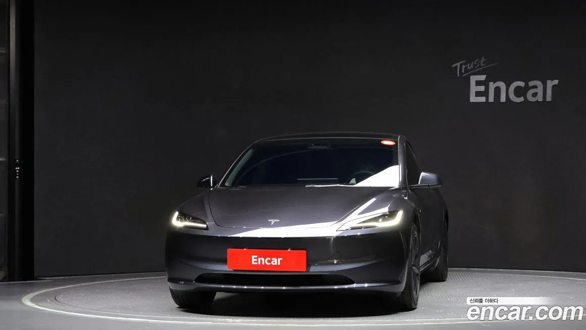 Tesla Model 3 2025 из KR, фото 3