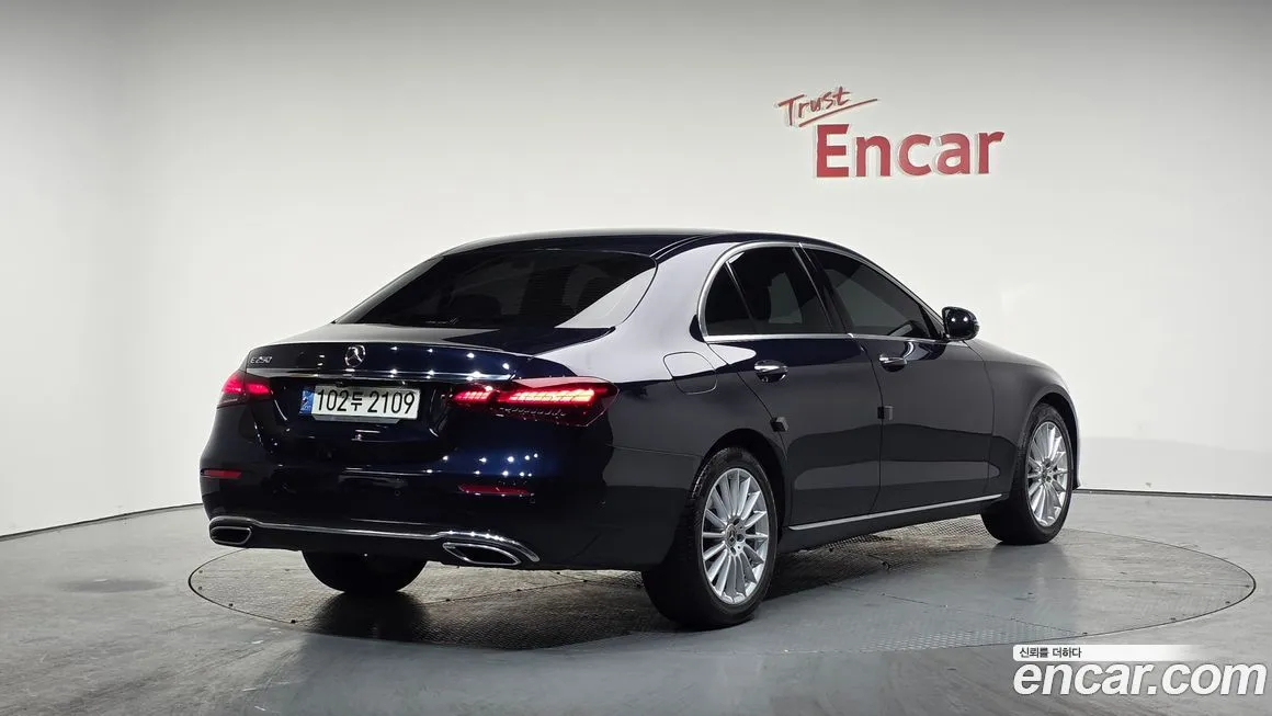 Mercedes-Benz E-Class 2021 из KR, фото 2