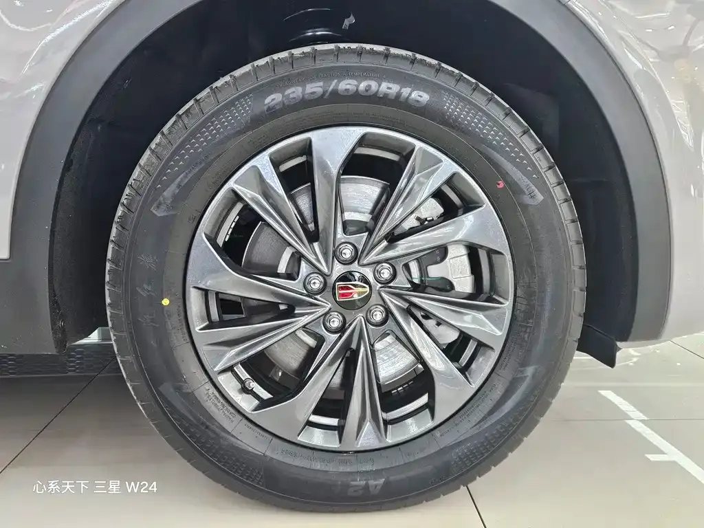 Hongqi HS5 2024 из CN, фото 6