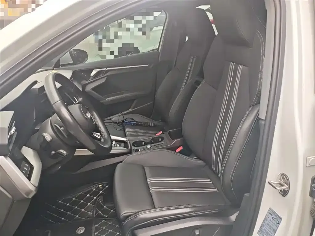 Audi A3 2024 из CN, фото 8