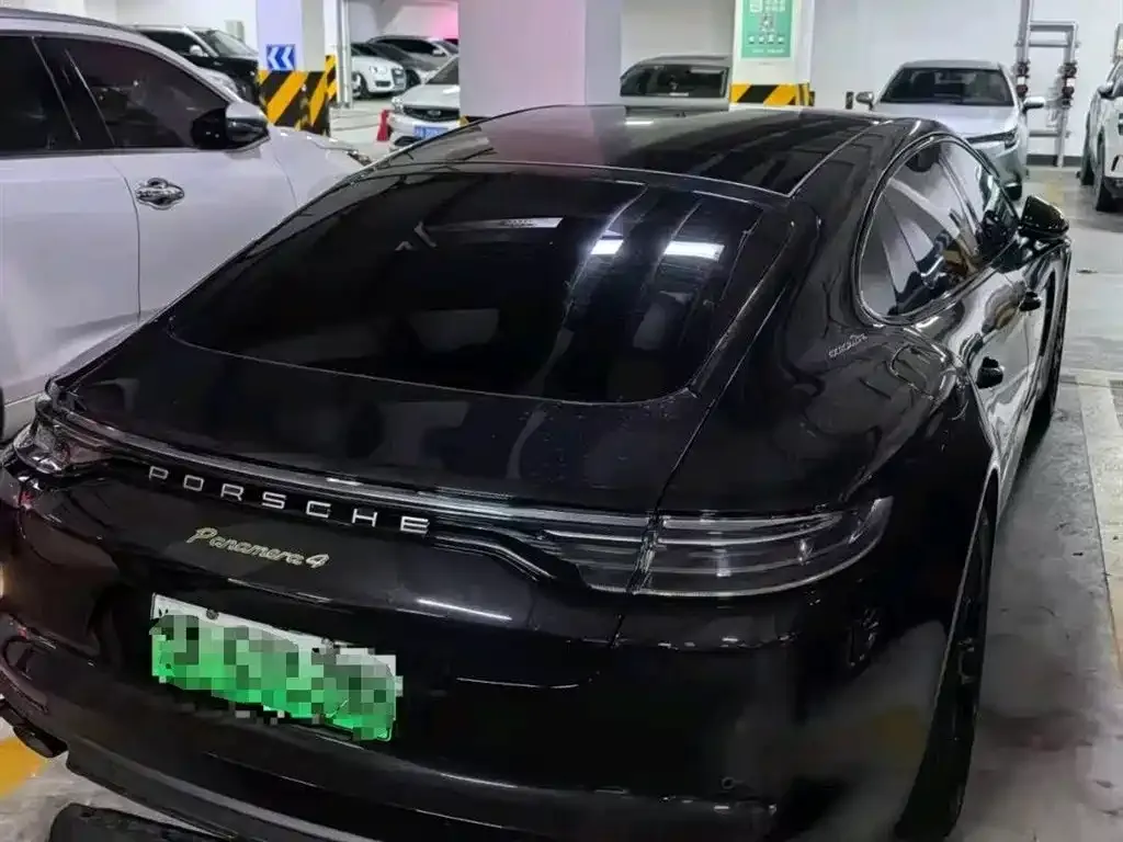 Porsche Panamera Hybrid 2023 из CN, фото 3