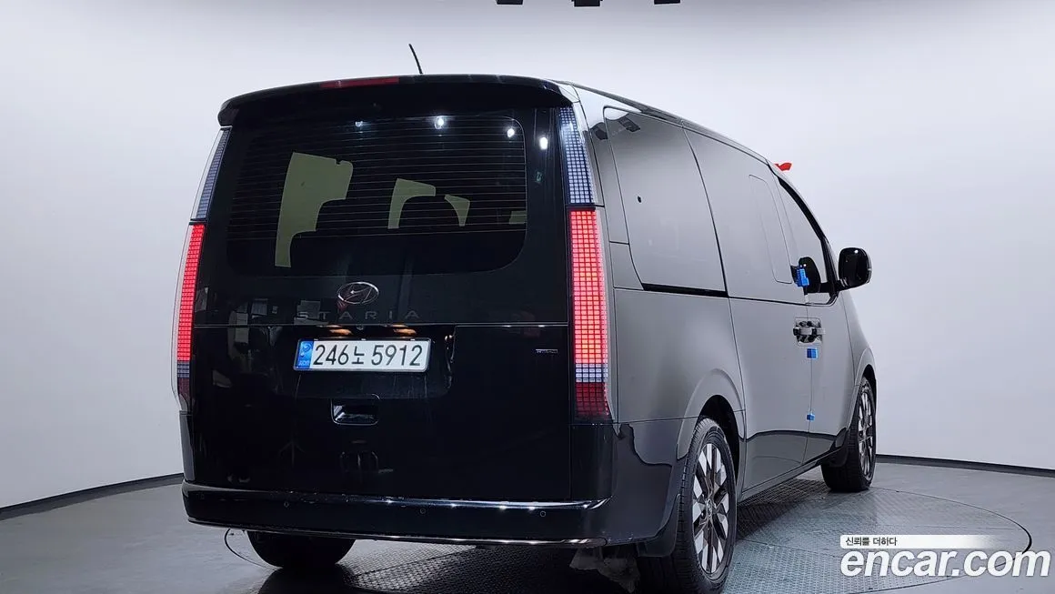 Hyundai Staria 2022 из KR, фото 2