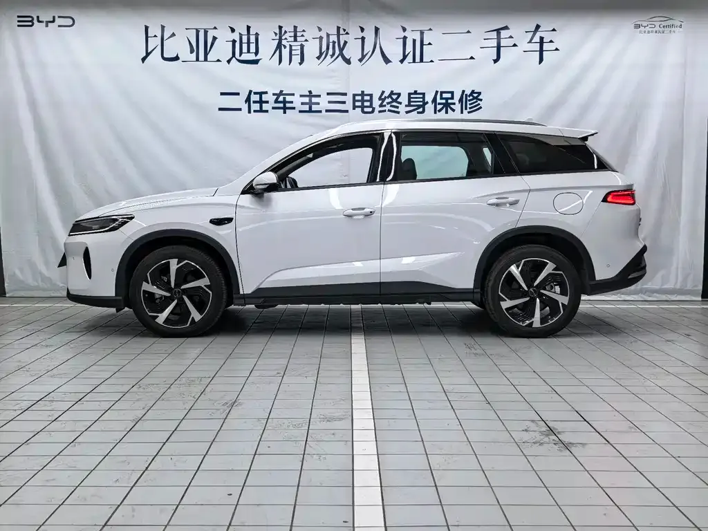 BYD Seal 05 DM-i — фото 3