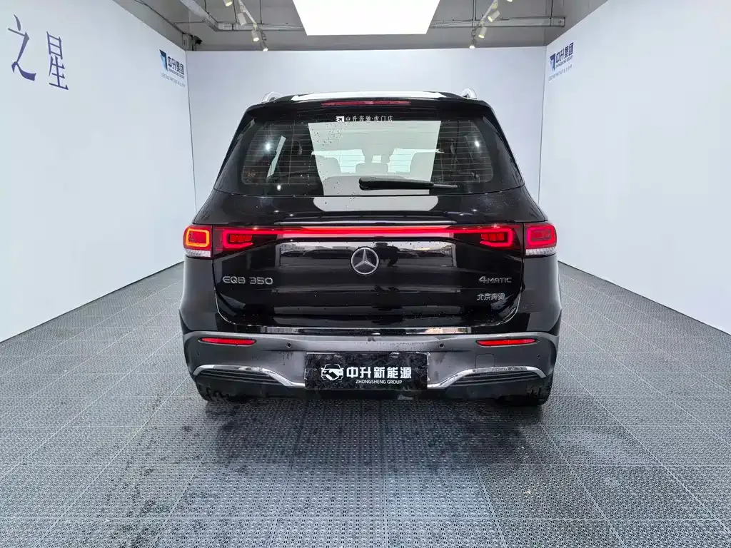 Mercedes-Benz EQB — фото 5