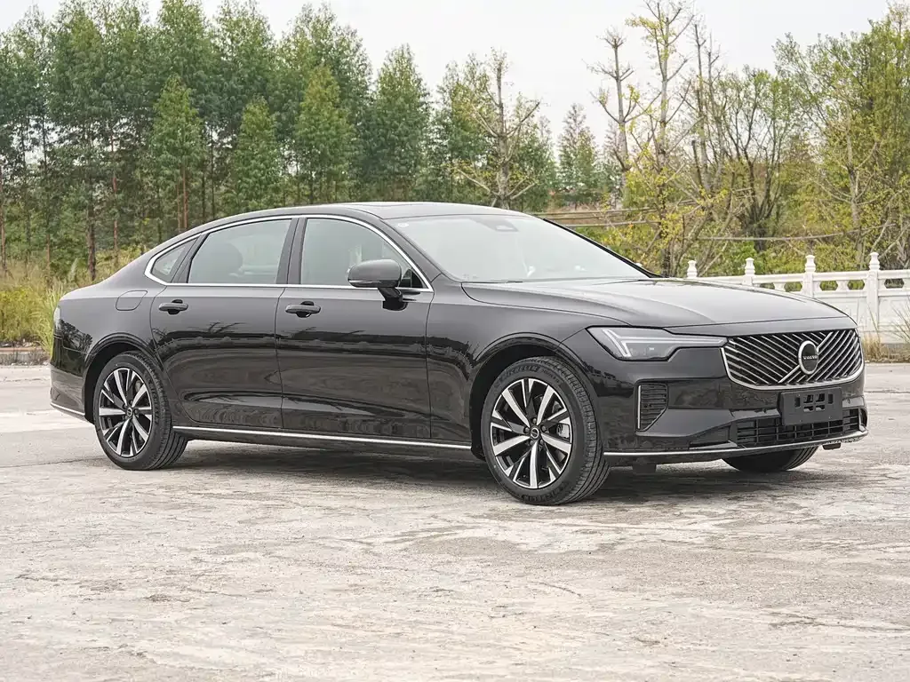 Volvo S90 2025 из CN, фото 3