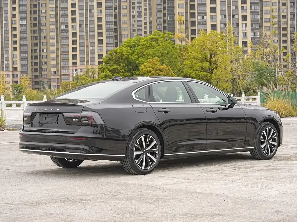 Volvo S90 2025 из CN, фото 4