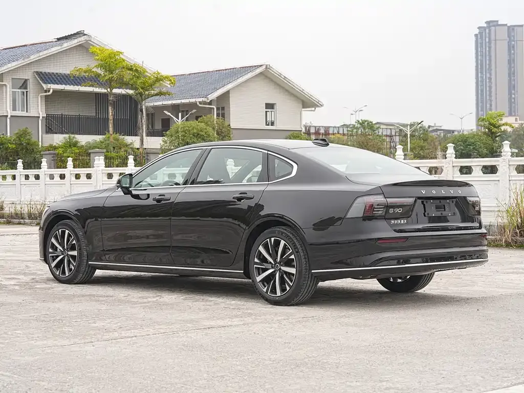 Volvo S90 2025 из CN, фото 5