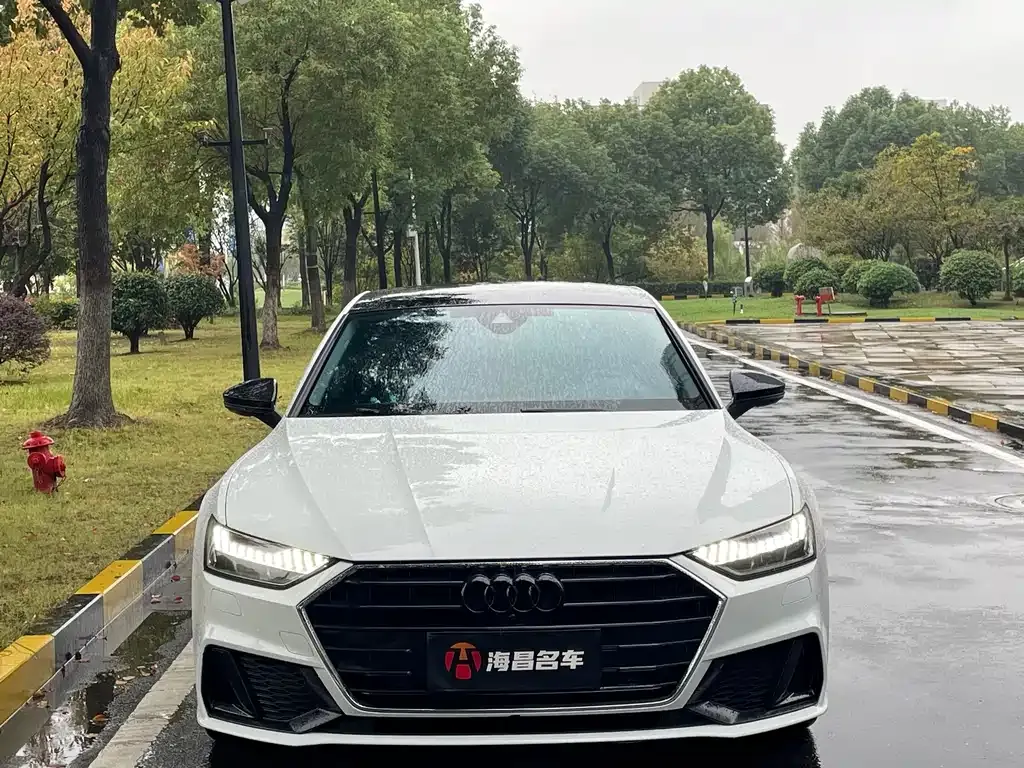 Audi A7 2023 из CN, фото 2