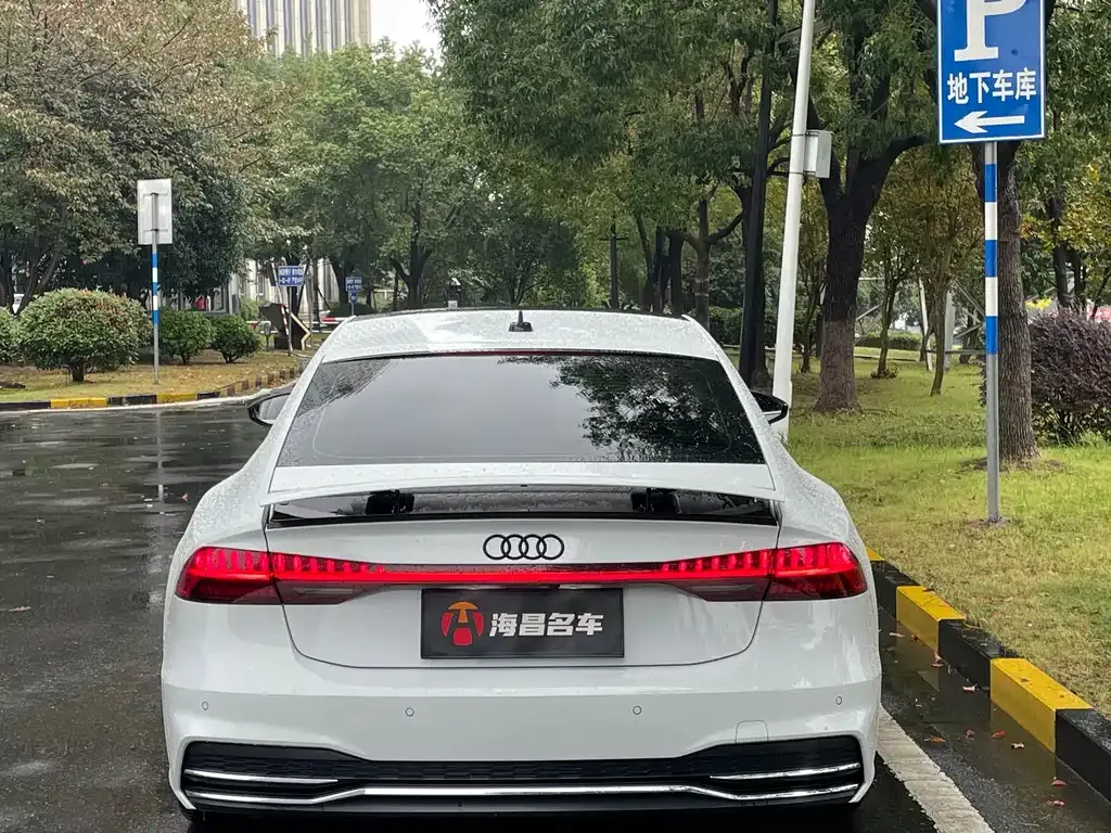 Audi A7 2023 из CN, фото 5