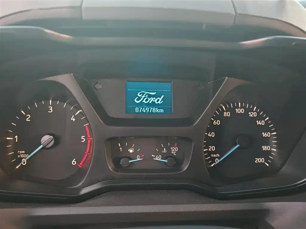 Ford Transit 2023 из CN, фото 4