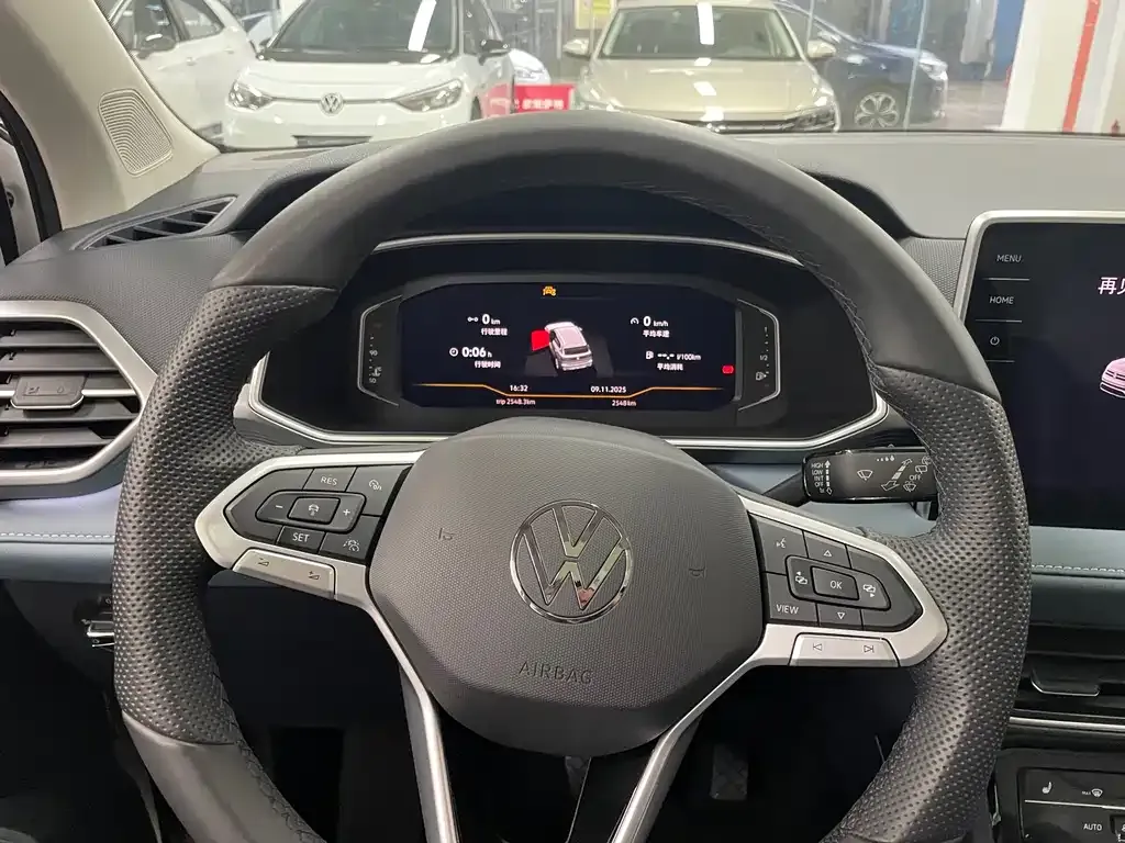 Volkswagen Tharu 2024 из CN, фото 6