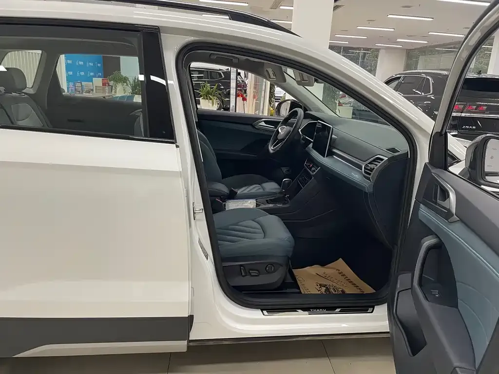 Volkswagen Tharu 2024 из CN, фото 9