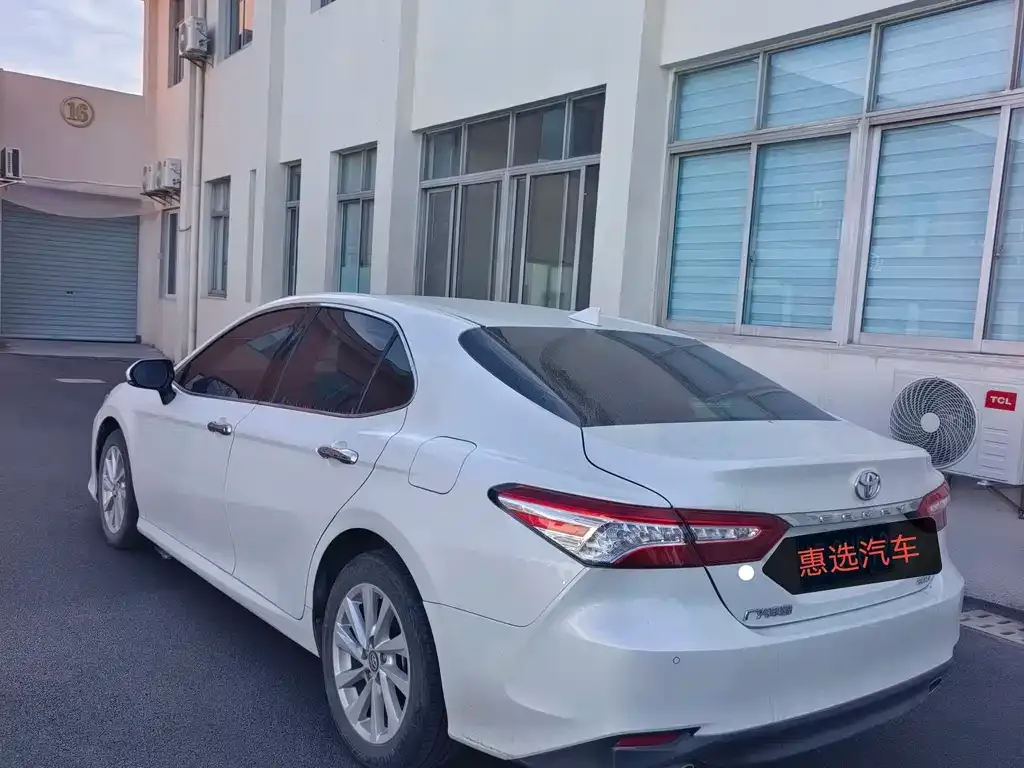 Toyota Camry 2022 из CN, фото 7