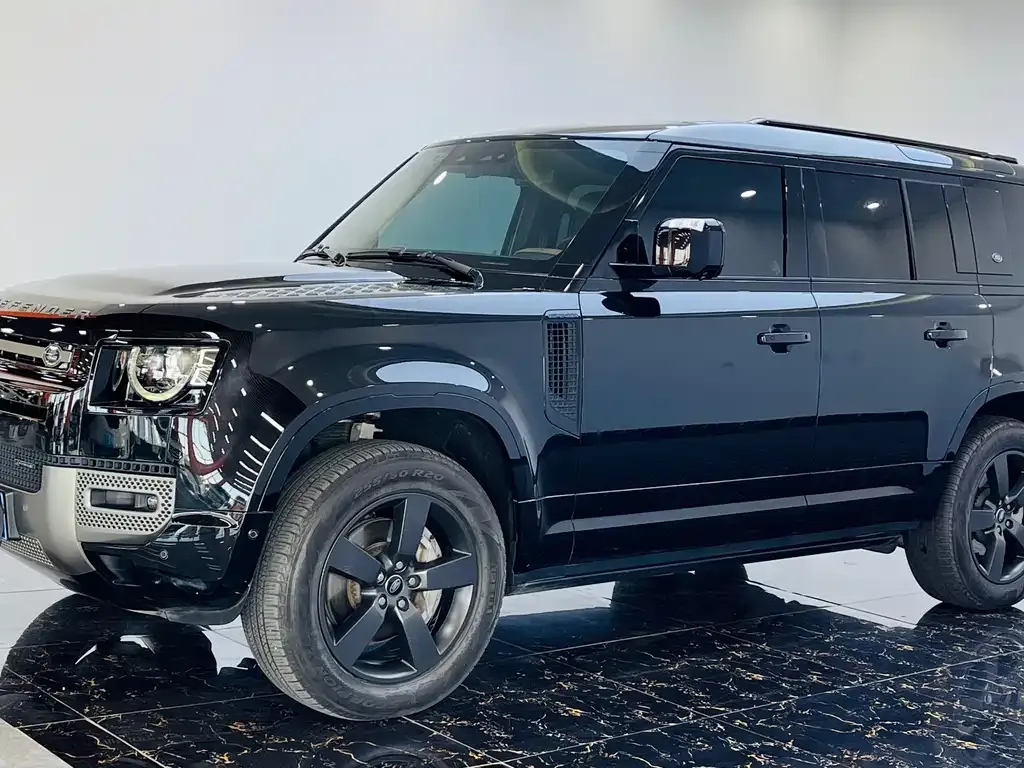 Land Rover Defender 2023 из CN, фото 1