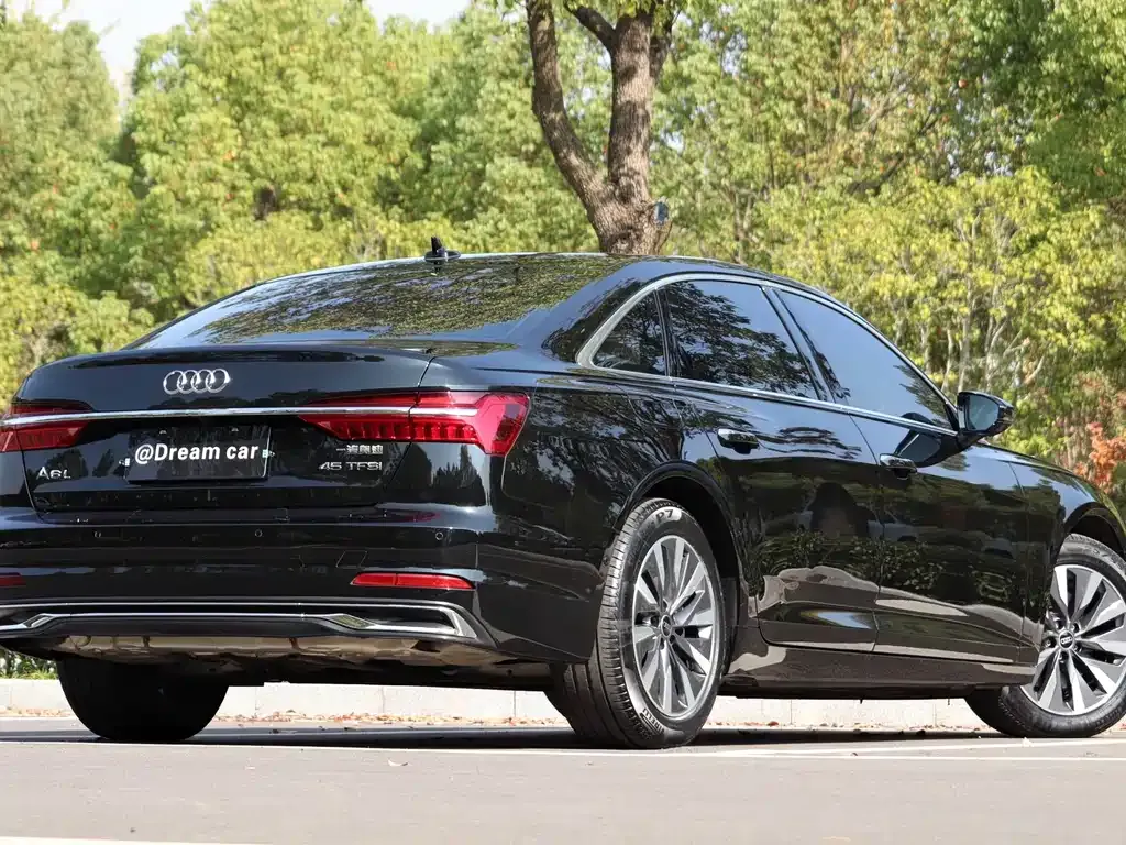Audi A6L 2024 из CN, фото 3