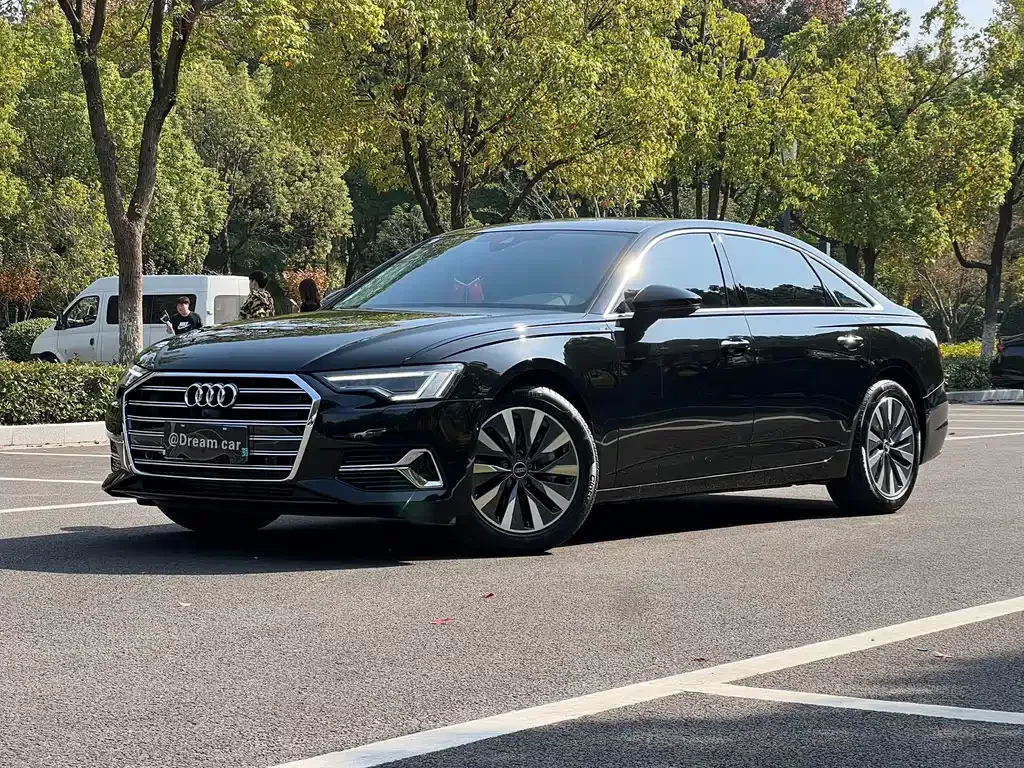 Audi A6L 2024 из CN, фото 6