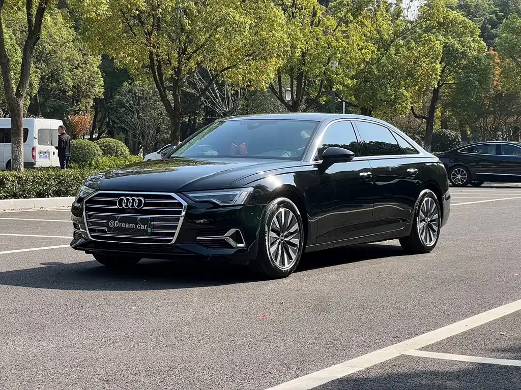 Audi A6L 2024 из CN, фото 8