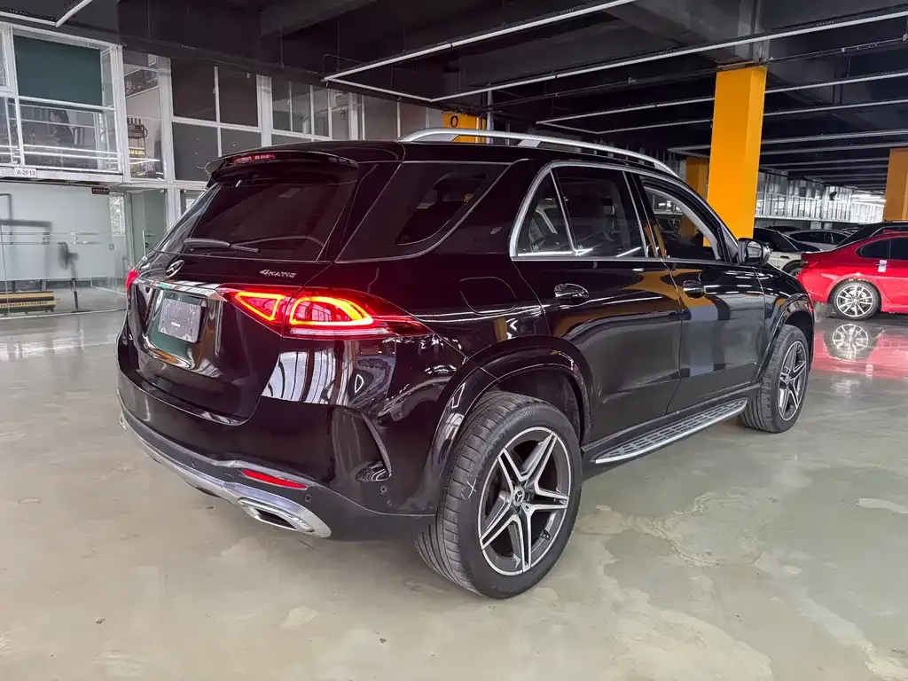 Mercedes-Benz GLE — фото 9