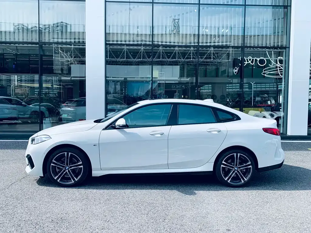 BMW 2 Series (Import) — фото 3