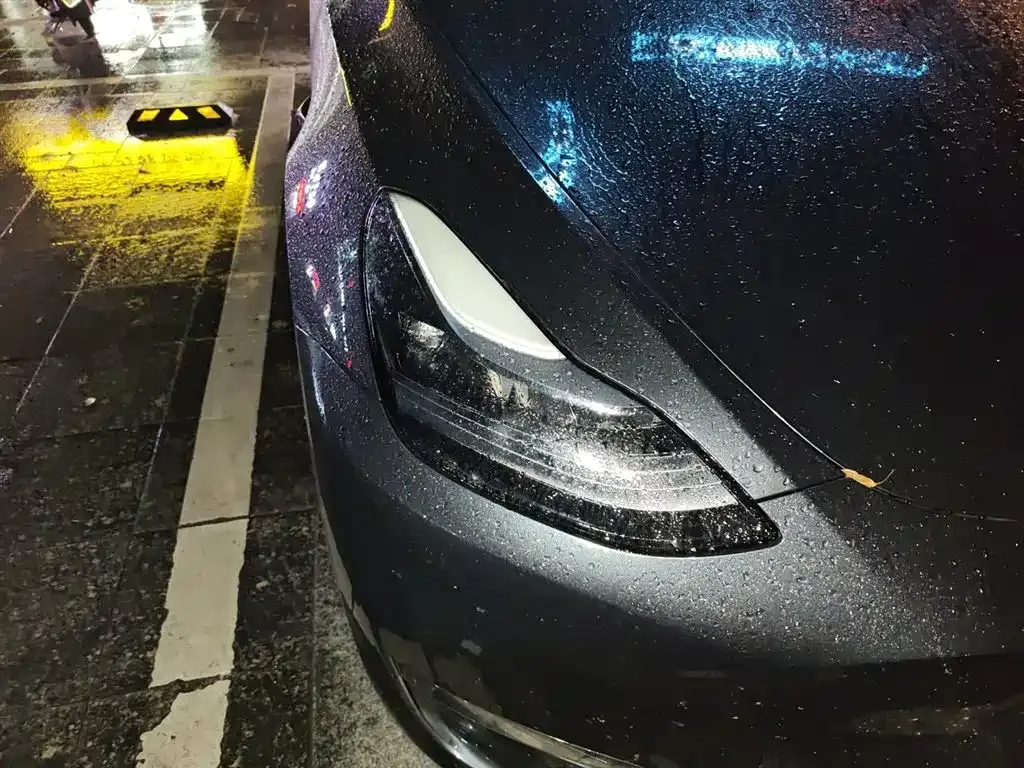 Tesla Model Y 2024 из CN, фото 8