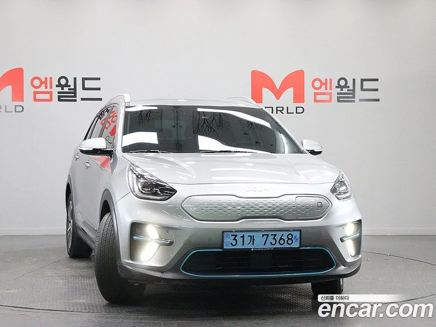 Kia Niro — фото 1