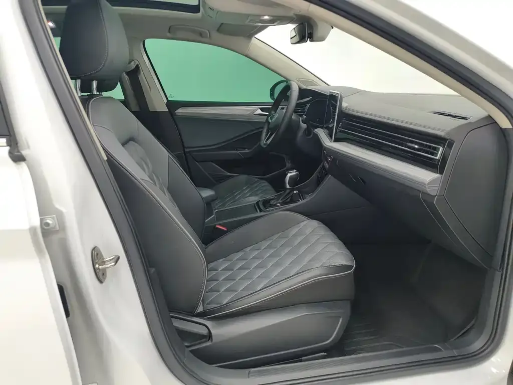Volkswagen Sagitar 2023 из CN, фото 10