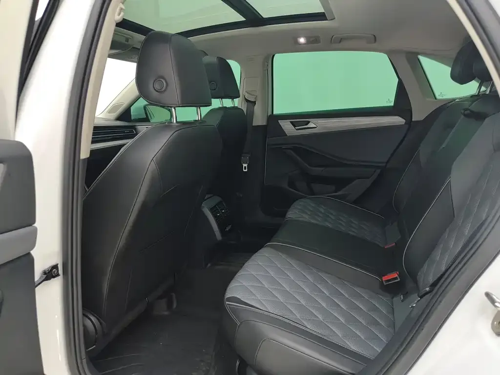 Volkswagen Sagitar 2023 из CN, фото 8