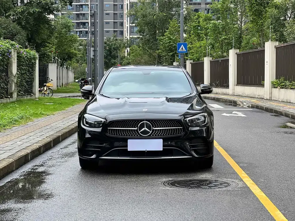 Mercedes-Benz E-Class 2022 из CN, фото 2