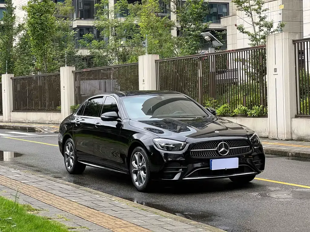 Mercedes-Benz E-Class 2022 из CN, фото 3