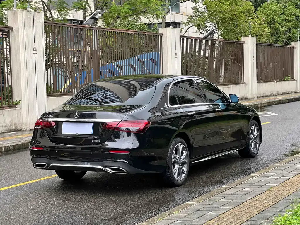Mercedes-Benz E-Class 2022 из CN, фото 7