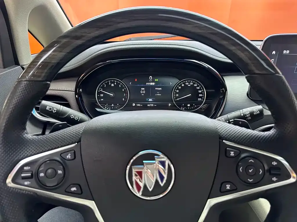 Buick GL8 2022 из CN, фото 10