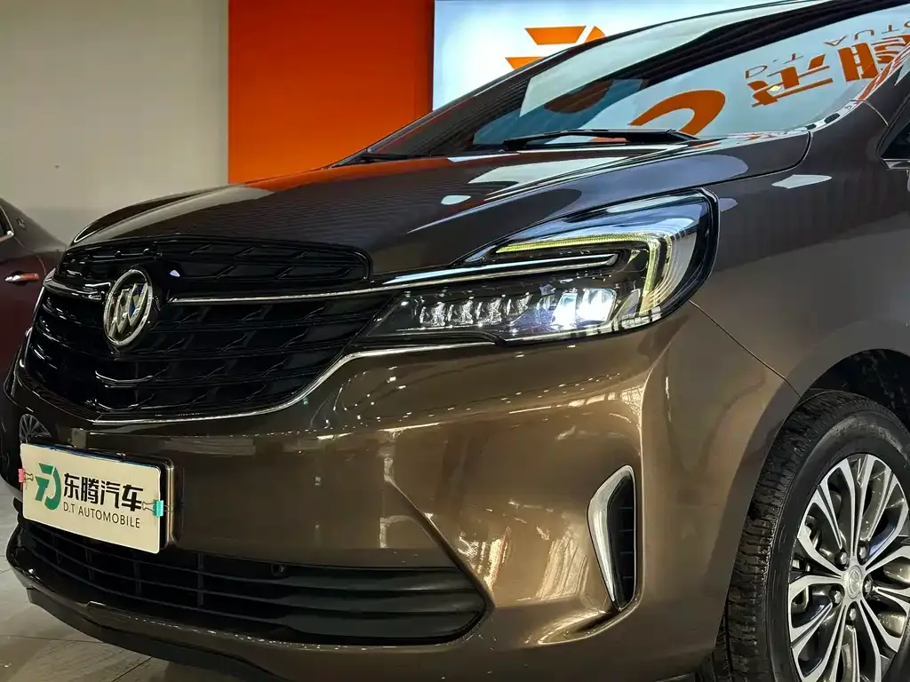 Buick GL8 2022 из CN, фото 4