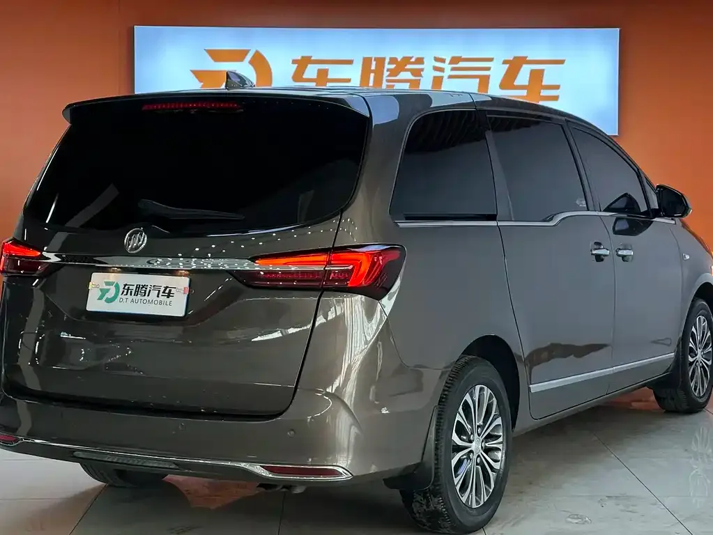 Buick GL8 2022 из CN, фото 6