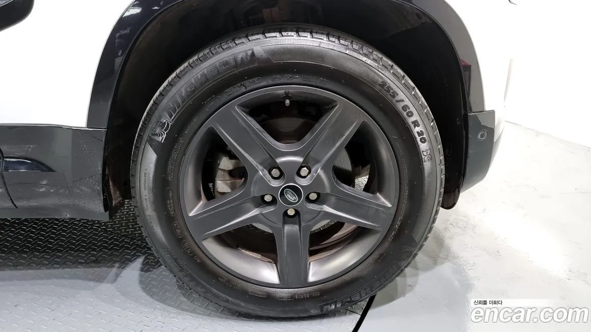 Land Rover Defender 2022 из KR, фото 5