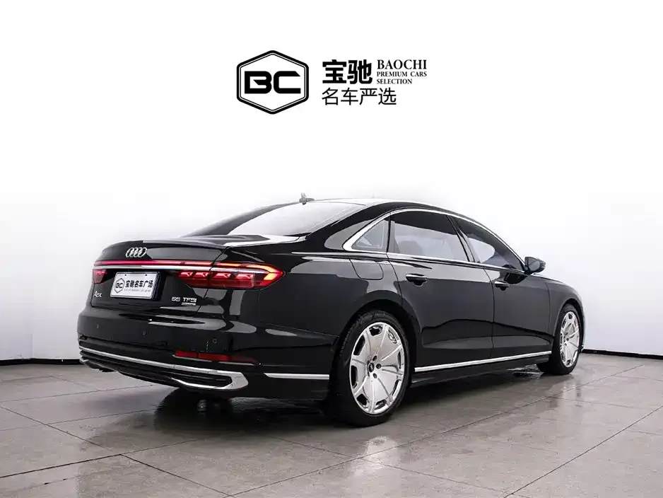 Audi A8 2023 из CN, фото 3