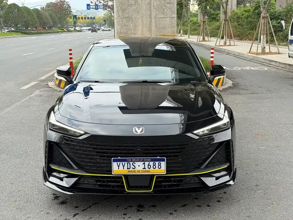 Changan UNI-V 2023 из CN, фото 2